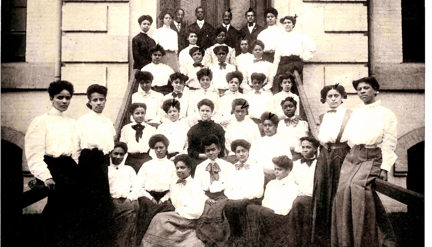 A photograph of the graduating class of 1905 from Normal School #2, Miner Hall.